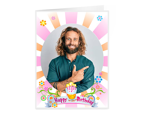 Biglietto pieghevole a 2 ante con grafica per compleanno