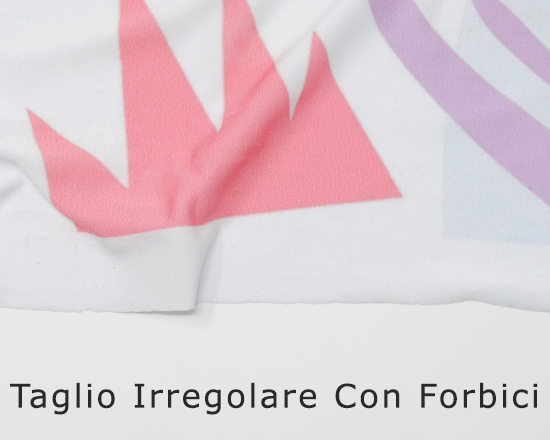 Stampa su jersey con taglio irregolare