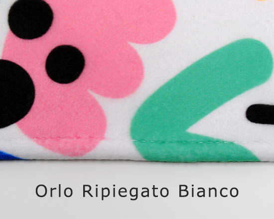 Pile con orlo ripiegato bianco