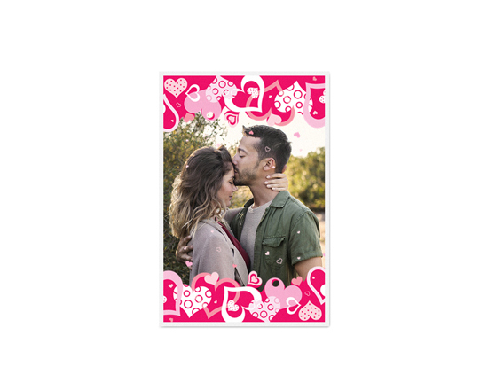 Biglietto auguri con grafica cuori rosa e foto