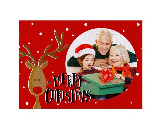 puzzle con foto e grafica con renna merry christmas