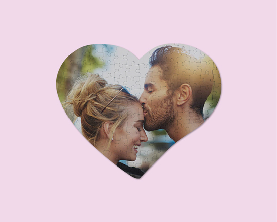 puzzle personalizzato a cuore formato A4 con foto