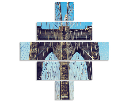 Immagine scomposta in 5 sezioni orizzontali stampata su pannelli