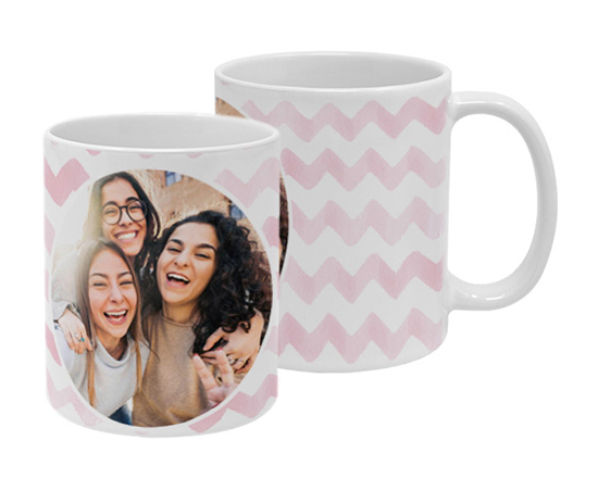 tazza personalizzata con grafica a zig zag nel colore rosa e immagine