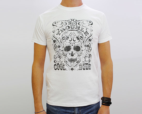 t-shirt indossata taglia S