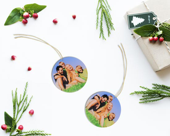 Decorazioni in plexiglass personalizzate per rendere unico il tuo natale