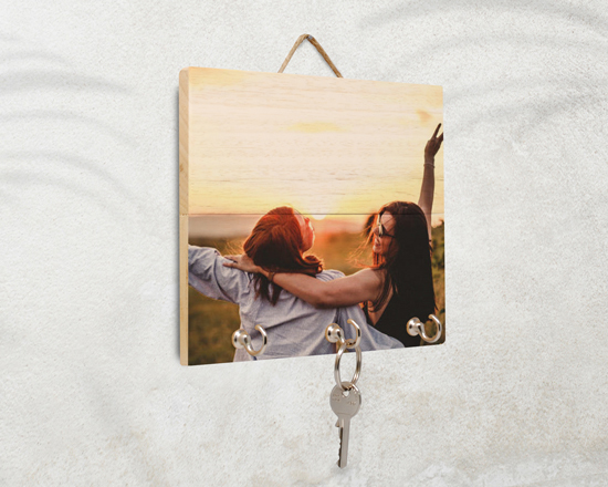 Appendichiavi da parete con supporto da parete in corda