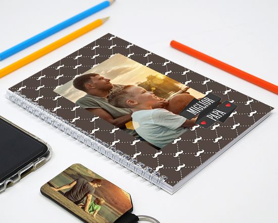 Agenda settimanale personalizzata con foto e grafica per la festa del papà
