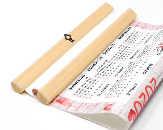 calendario arazzo con gancio, pronto da appendere