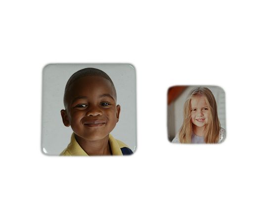 spille quadrate personalizzate in due formati