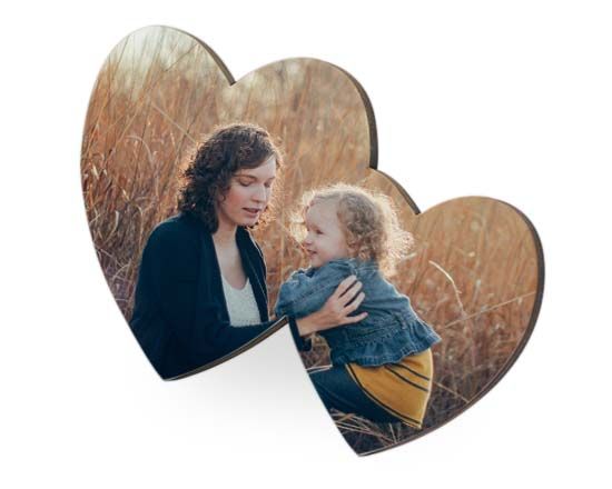 cornice cuori in legno