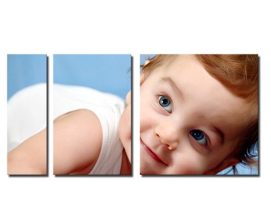 Immagine di bambino su stampa diviso tre pannelli