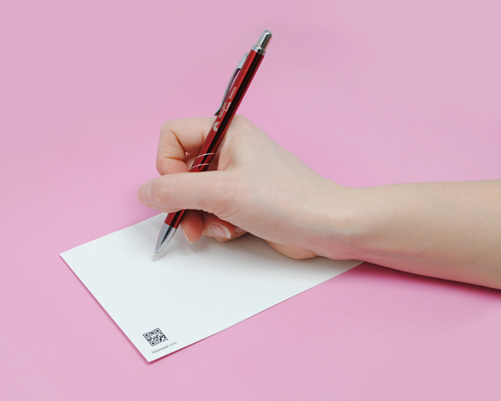 Realizza un biglietto auguri personalizzato per inviare il tuo messaggio speciale