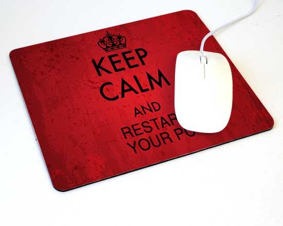 Il tappetino con la grafica Keep Calm rossa