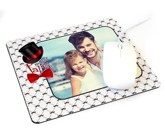 Tappetino mouse con baffi, cappello e papillon
