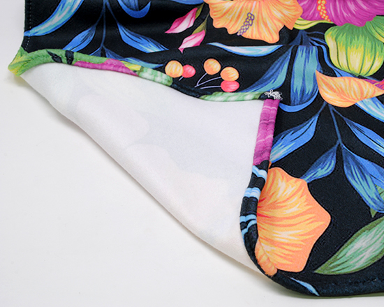 dettaglio cuciture sciarpa in pile