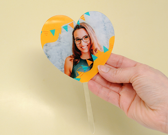 Cake topper cuore adatto per ogni tipo di ricorrenza