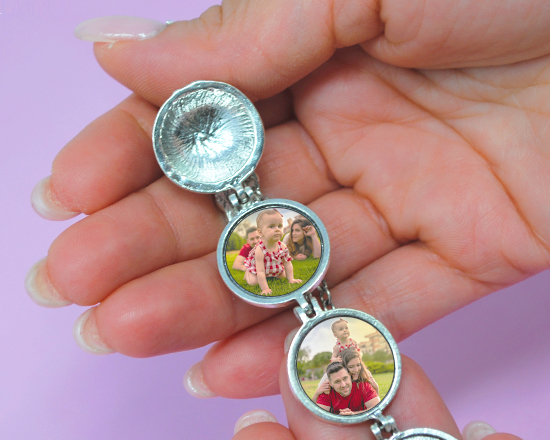 Collana con medaglione multi-immagine dettaglio foto