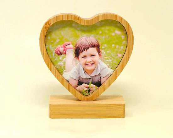 crea cornice in bamboo con piedistallo