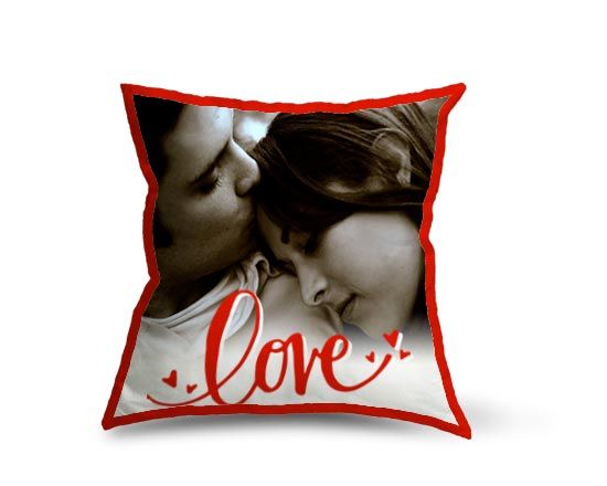 Cuscino dainetto con grafica per S. valentino