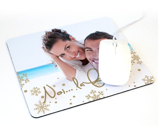 Il tappetino mouse con stelle di neve