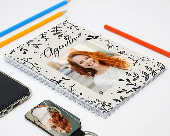 Agenda settimanale personalizzata con foto e grafica