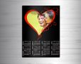 Il calendario magnetico con cuore rosso