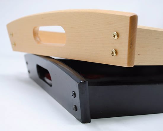 vassoio in legno piccolo dettaglio montaggio