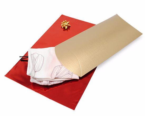 scatola regalo per scaldacollo in pile