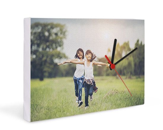 immortala i momenti più belli e realizza un orologio su tela