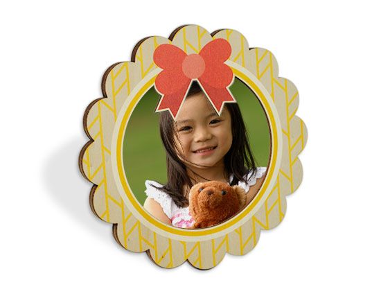 cornice a fiore con fiocco