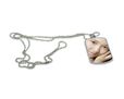 collana con ciondolo rettangolare