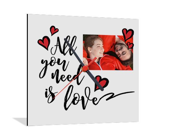 Orologio con foto e grafica con cuori