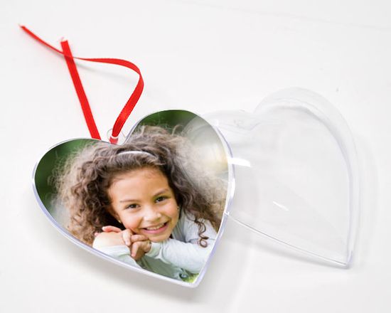 Il Natale non sarà più lo stesso con Fotoregali.com, i tuoi ricordi più belli da oggi potrai tenerli nel cuore di Fotoregali.