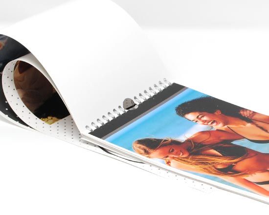 13 fogli in cartoncino lucido - calendario 12 pagine