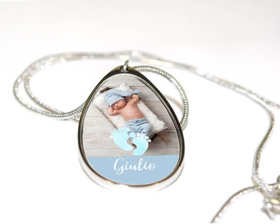 Collana a goccia con grafica con impronte celesti