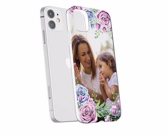 La cover in silicone trasparente , lascerà intravedere il colore del tuo iPhone 12