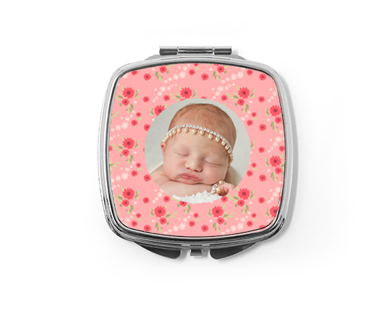 Specchietto quadrato con foto e grafica con fiori rossi