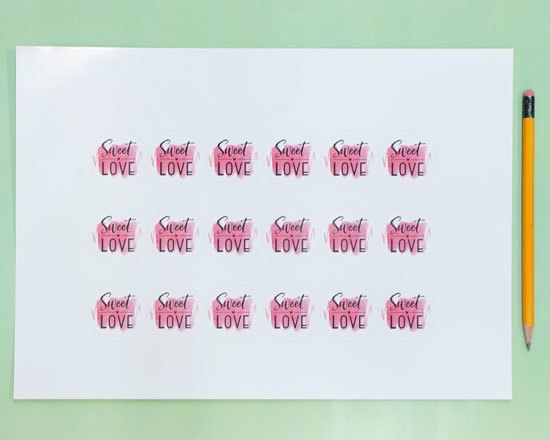 Foglio adesivo pet con 18 stickers tondi piccoli personalizzati