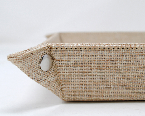 Dettaglio svuotatasche in juta