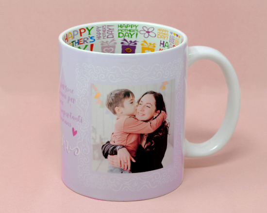 Tazza festa della mamma con grafica a tema