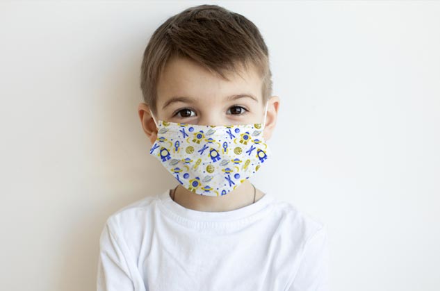 Elegante e fashion con le nostre mascherine viso in tessuto