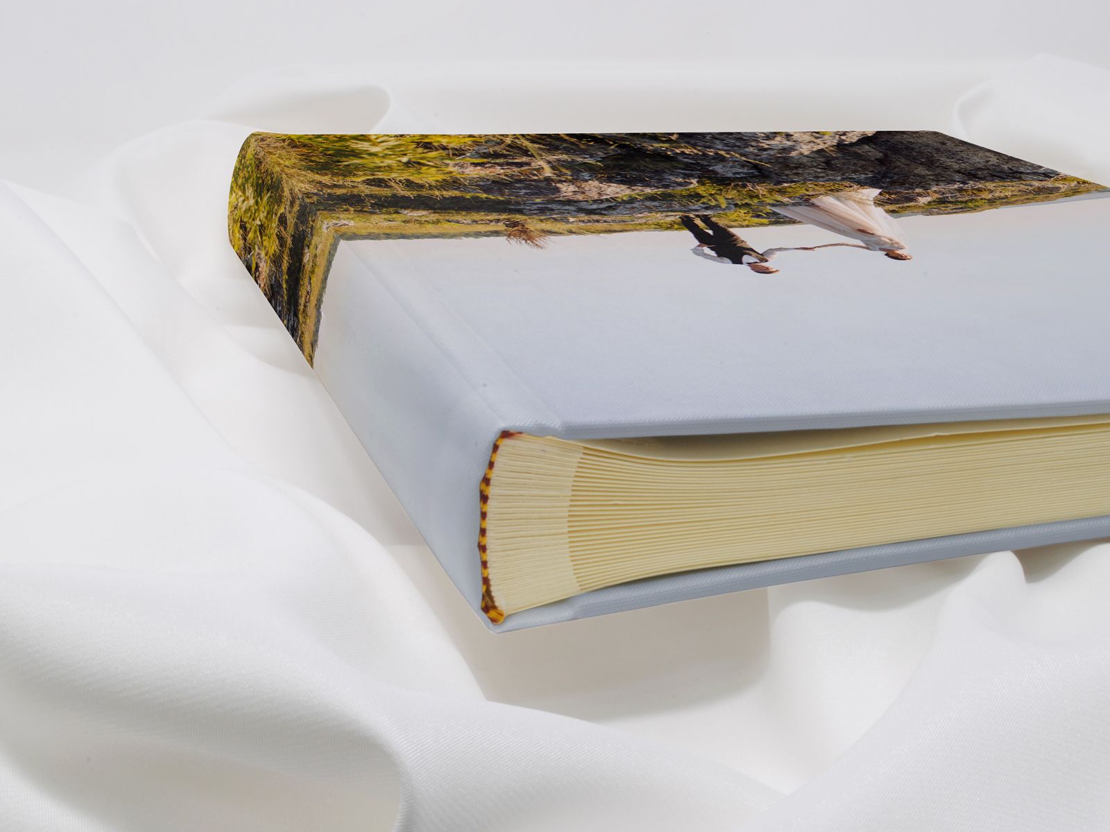 Album foto realizzati artigianalmente con copertina in tessuto interamente personalizzata