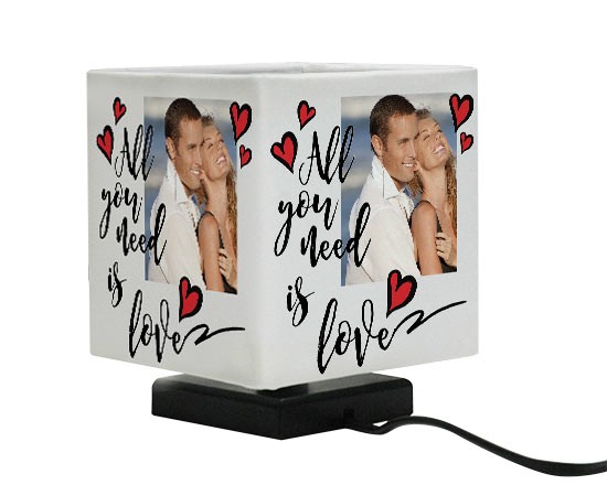 Fotolampada Quadrata con grafica con cuori