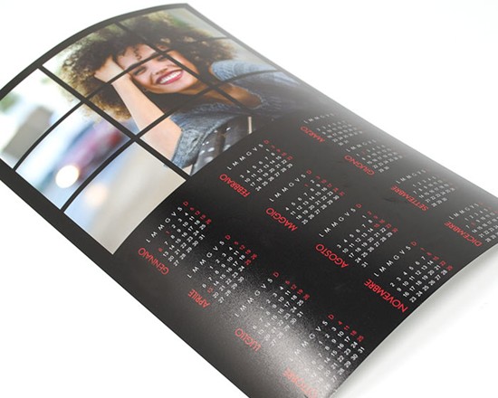 realizza il Calendario poster su carta fotografica.