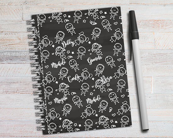 Agenda con spirale e grafica con bimbi