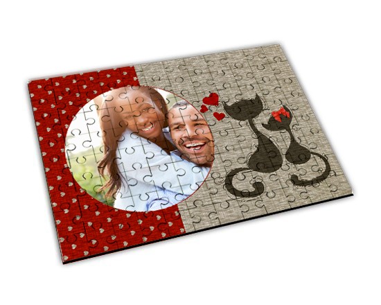 Puzzle in legno big con grafica di gattini innamorati