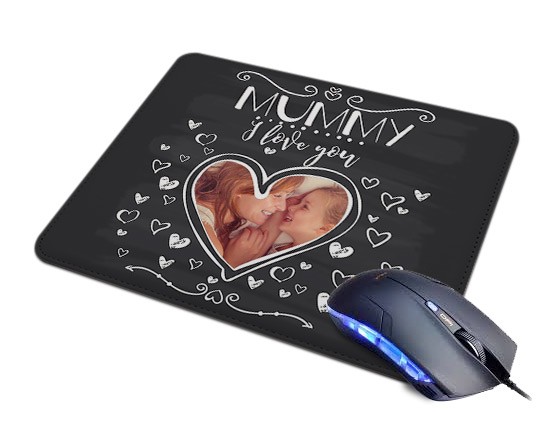 Tappetino mouse con cuori bianchi