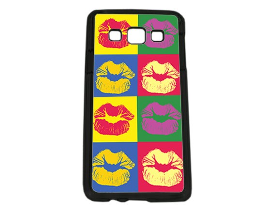 Una cover con la grafica dallo stile pop art