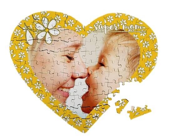 Puzzle cuore con margherite